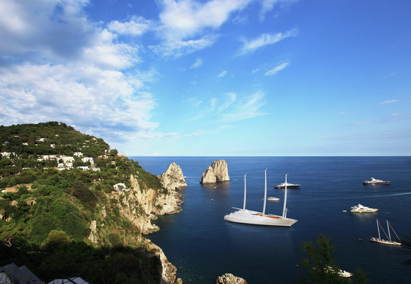 Новое парусно-моторное судно Sailing Yacht A Новое парусно-моторное судно Sailing Yacht A