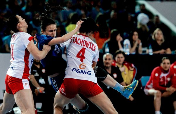 Игровой момент матча Россия - Польша Игровой момент матча Россия - Польша