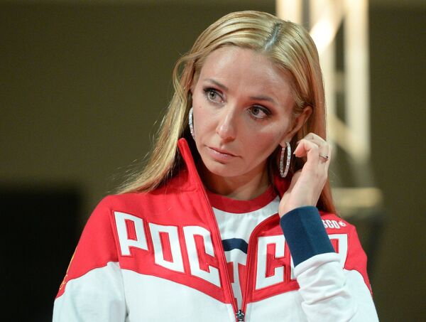 Олимпийская чемпионка по фигурному катанию Татьяна Навка Олимпийская чемпионка по фигурному катанию Татьяна Навка