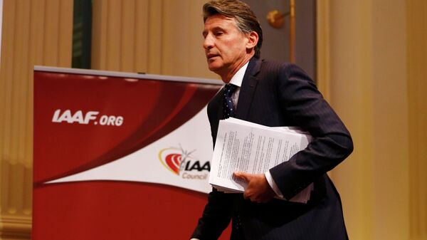 Себастьян Коу на заседании совета IAAF Себастьян Коу на заседании совета IAAF